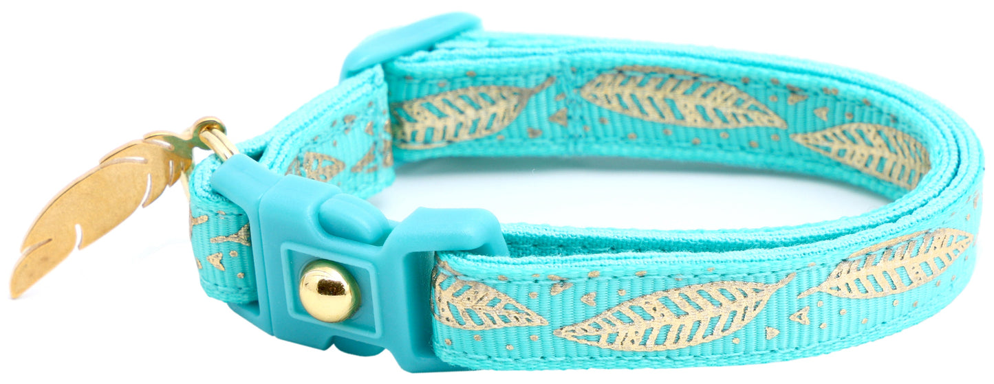 Metallic Gold Feathers Cat Collar-15